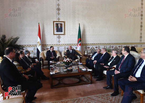 زيارة رئيس الوزراء للجزائر (8)