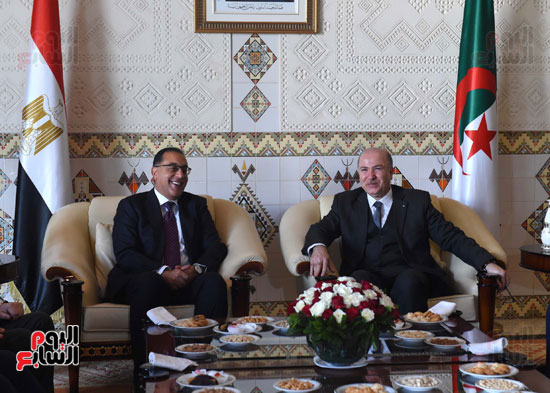 زيارة رئيس الوزراء للجزائر (7)