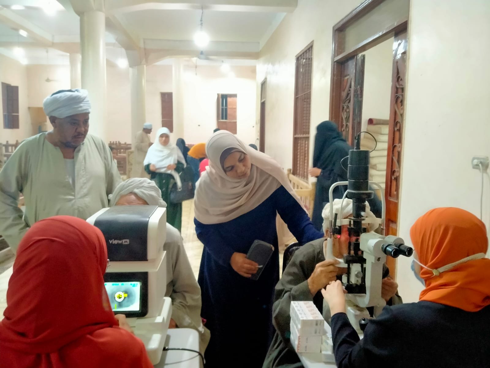 قافلة طبية للقومى للمرأة لدعم 127 مواطن بقرية المحاميد بحرى (2)