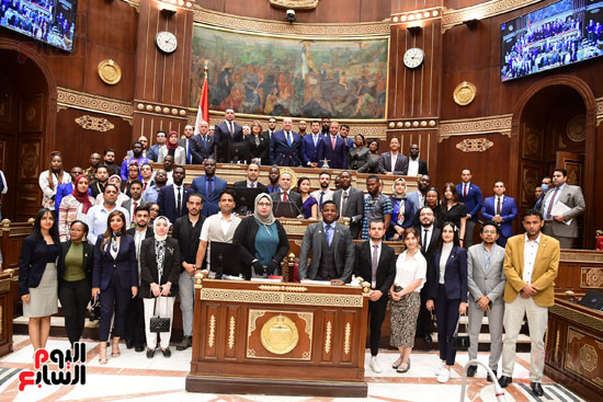 رئيس مجلس الشيوخ يستقبل الشباب المشارك في منحة ناصر للقيادة الدولية (16)
