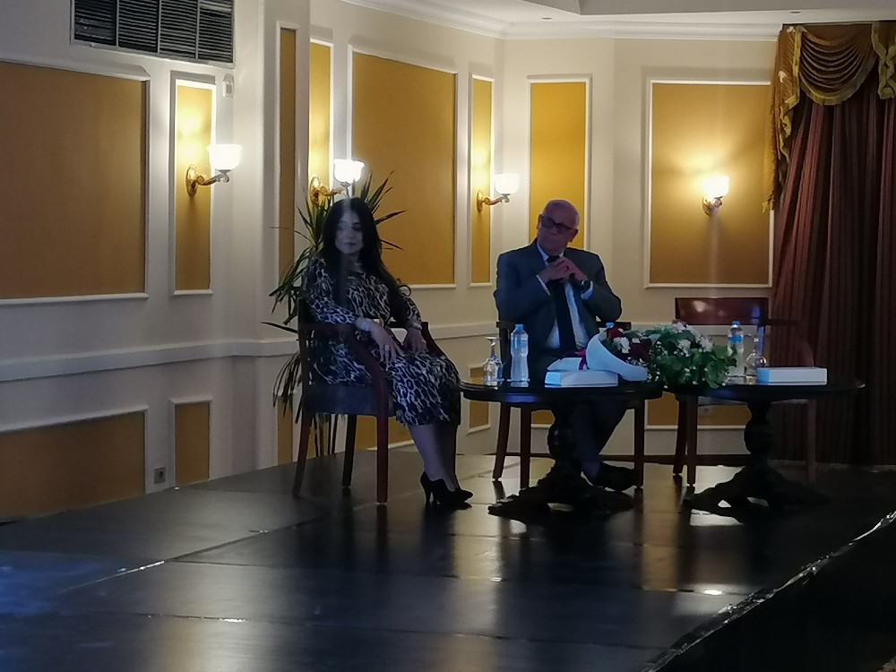 محافظ بورسعيد ولوسي مندور