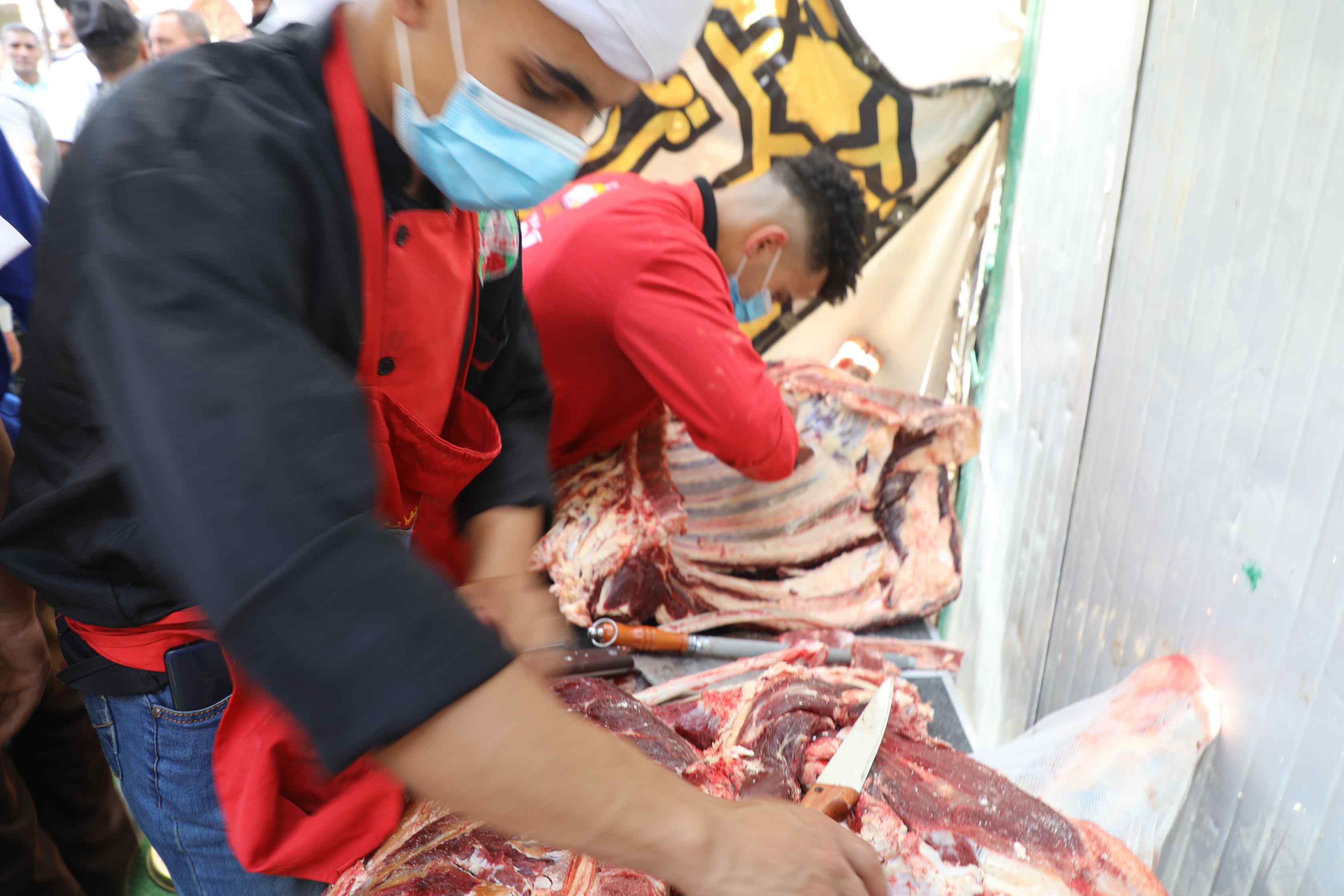 محافظ المنيا يفتتح منفذا لبيع اللحوم السودانية (2)