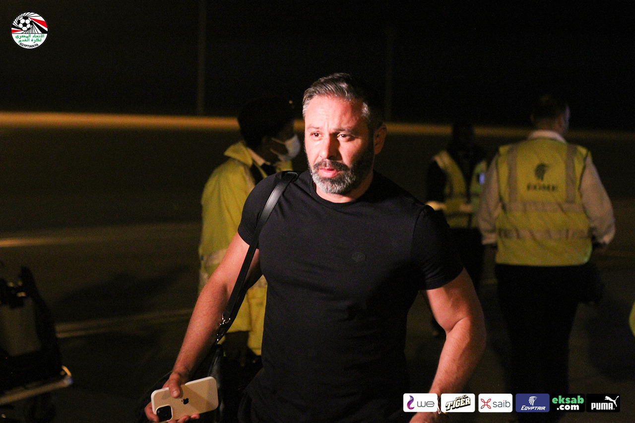 منتخب مصر يصل إلى ملاوي 4