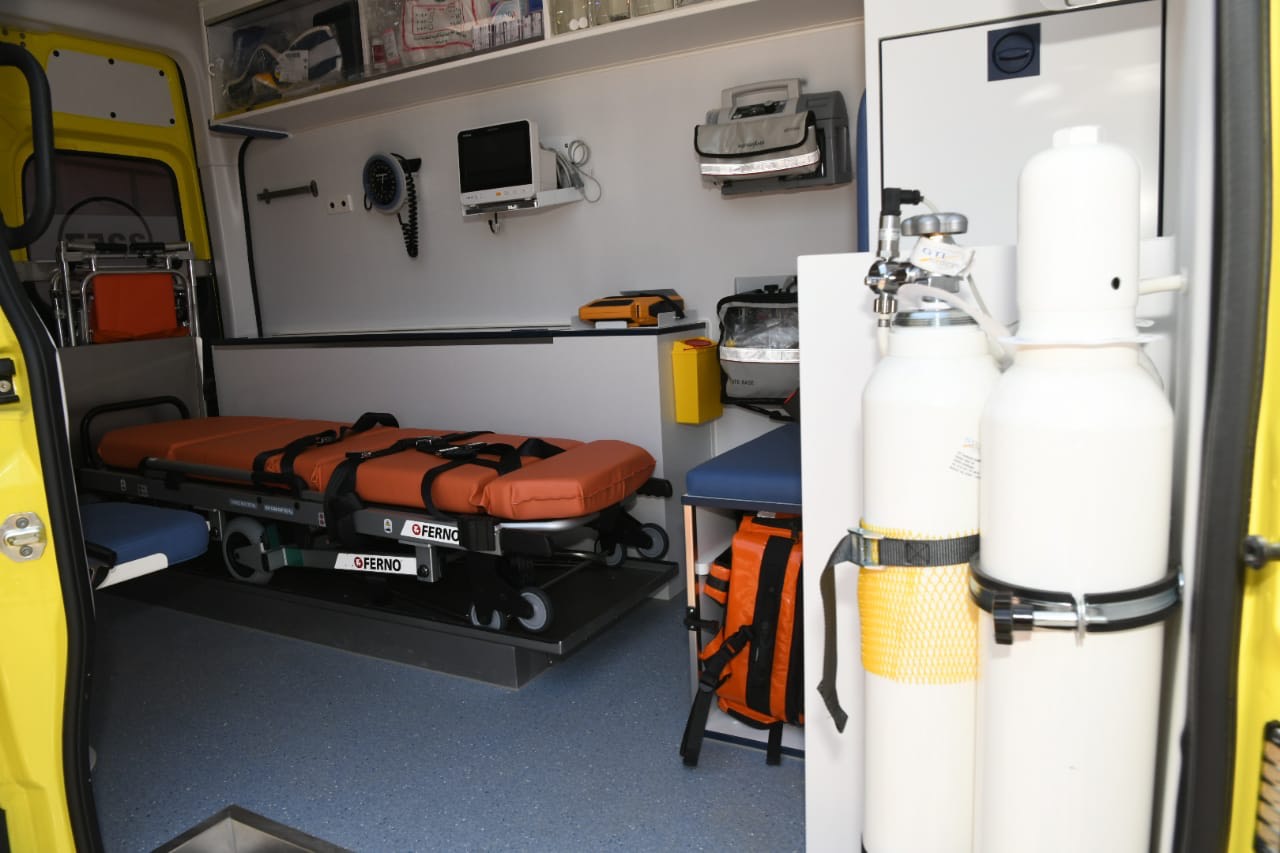 توفير 11 سيارة إسعاف جديدة ضمن مبادرة حياة كريمة  (7)