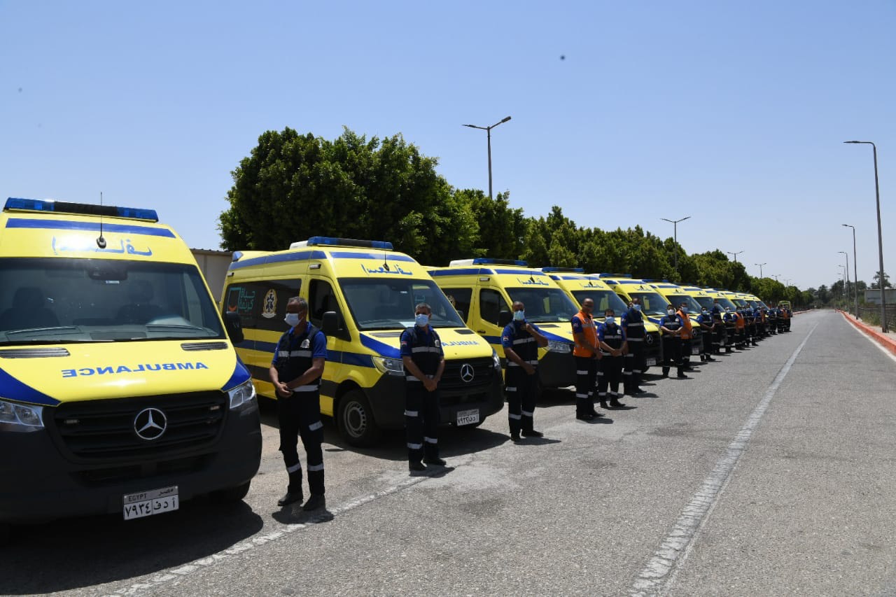 توفير 11 سيارة إسعاف جديدة ضمن مبادرة حياة كريمة  (21)