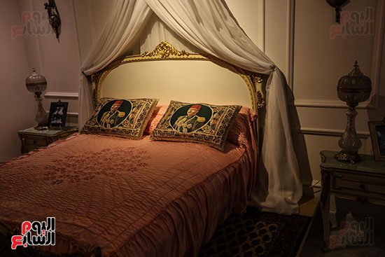 السرير الخاص بالمك فاروق 