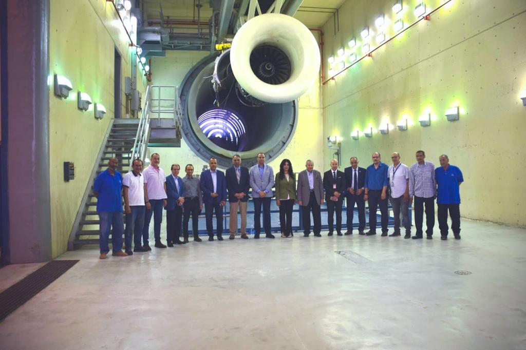 وفد من شركة سيمنس العالمية يزور مصر للطيران للصيانة وأكاديمية التدريب (6)
