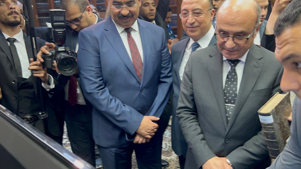 وزير العدل ومحافظ الإسكندرية يفتتحان متحف الحقانية (4)