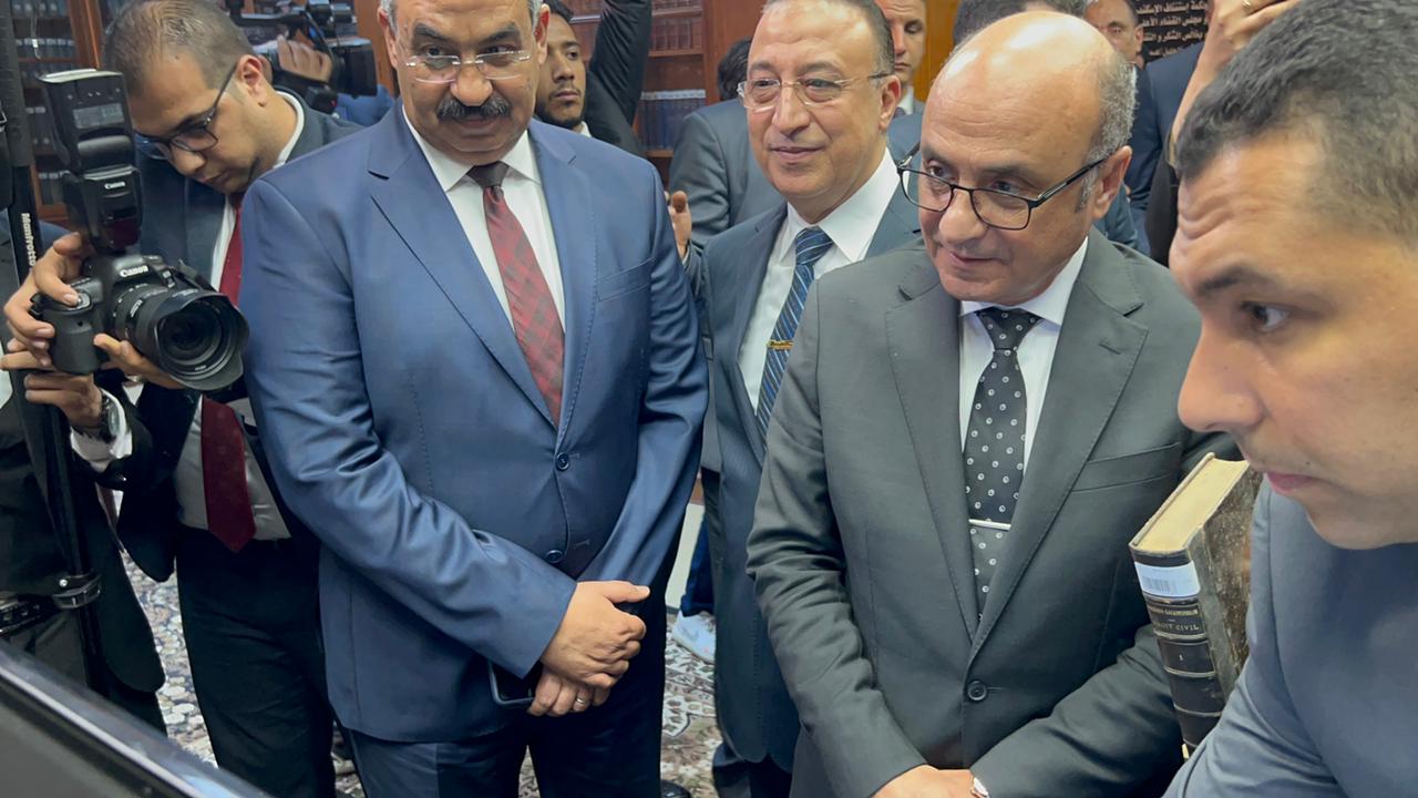 وزير العدل ومحافظ الإسكندرية يفتتحان متحف الحقانية (5)