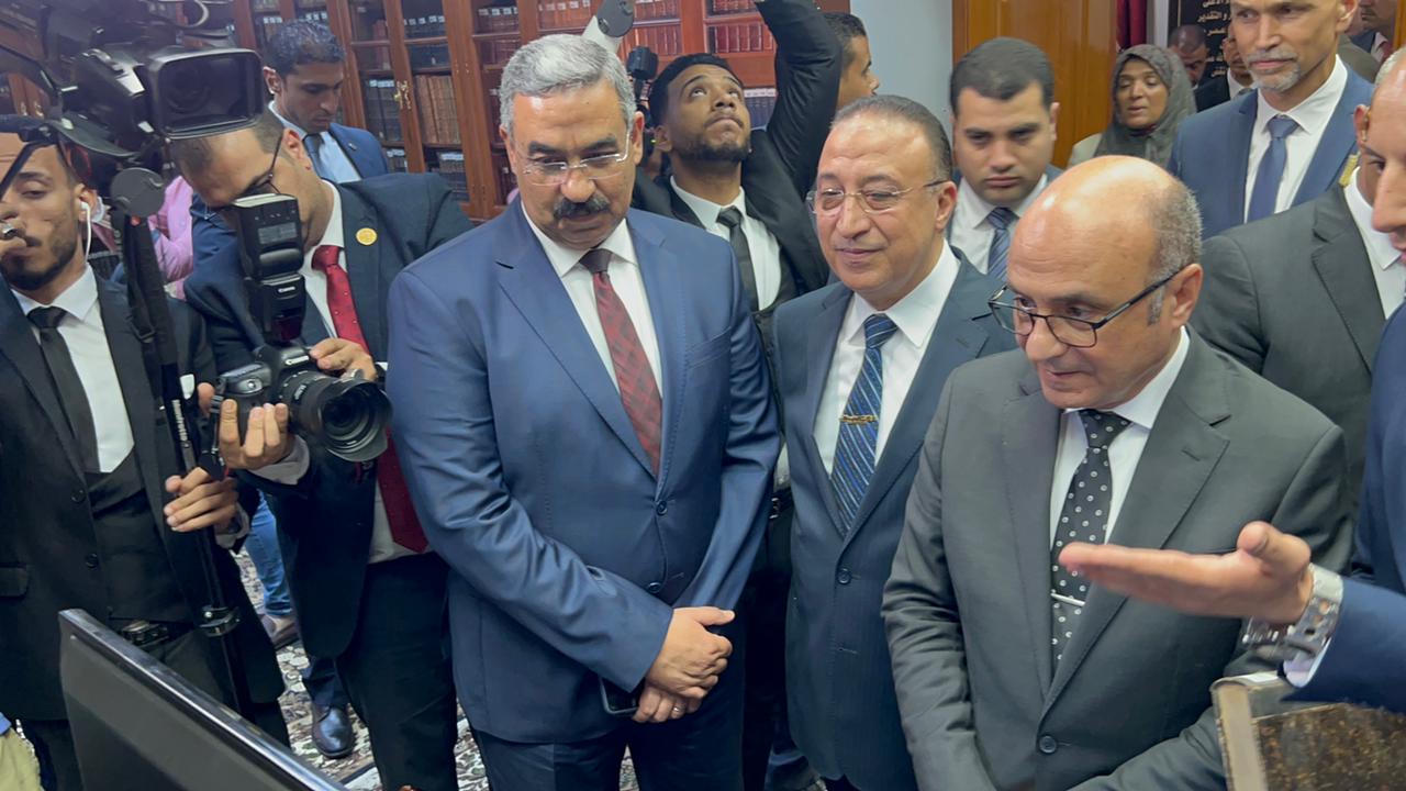 وزير العدل ومحافظ الإسكندرية يفتتحان متحف الحقانية (3)