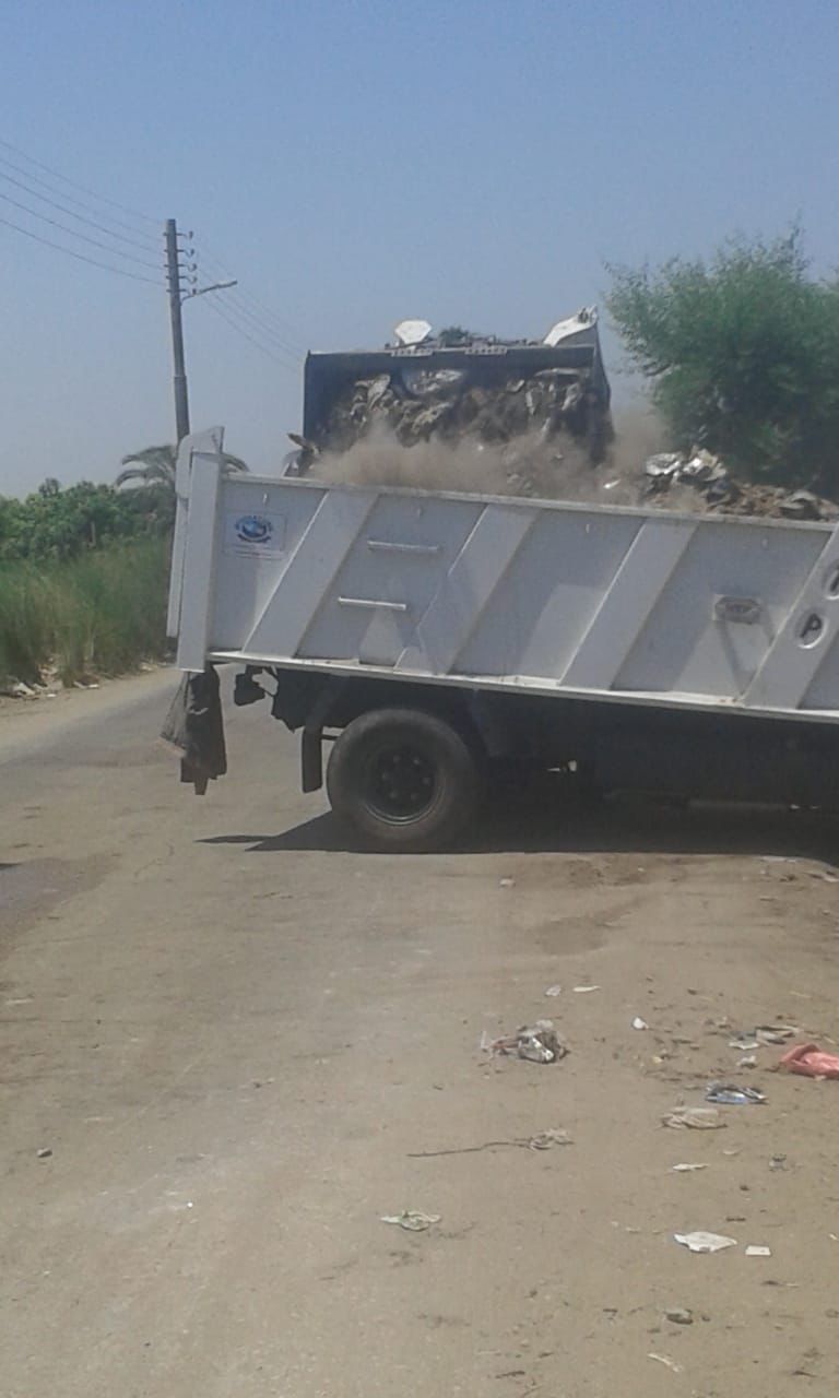 رفع 89 طن مخلفات وقمامة خلال أيام العيد فى حملات نظافة ب (4)