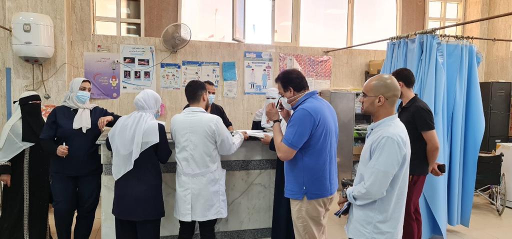 القائم بأعمال وزير الصحة يتفقد مستشفى الضبعة