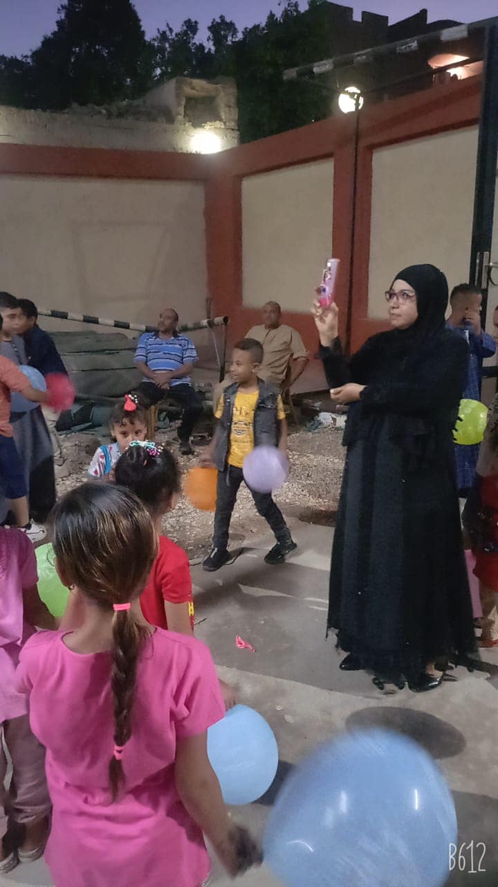 الأطفال يتوافدون بالأقصر ليلاً على مراكز الشباب للاحتفال بالعيد (3)