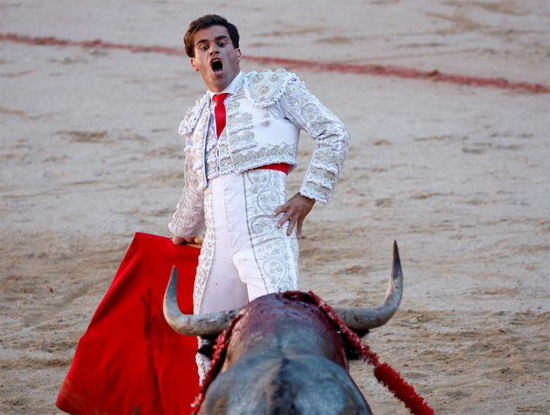 مصارعة الثيران فى إسبانيا (1)