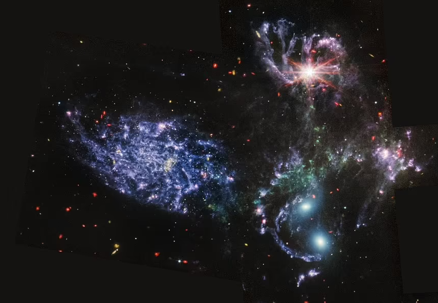 صورة توضح كيفية تطور المجرات فى الكون