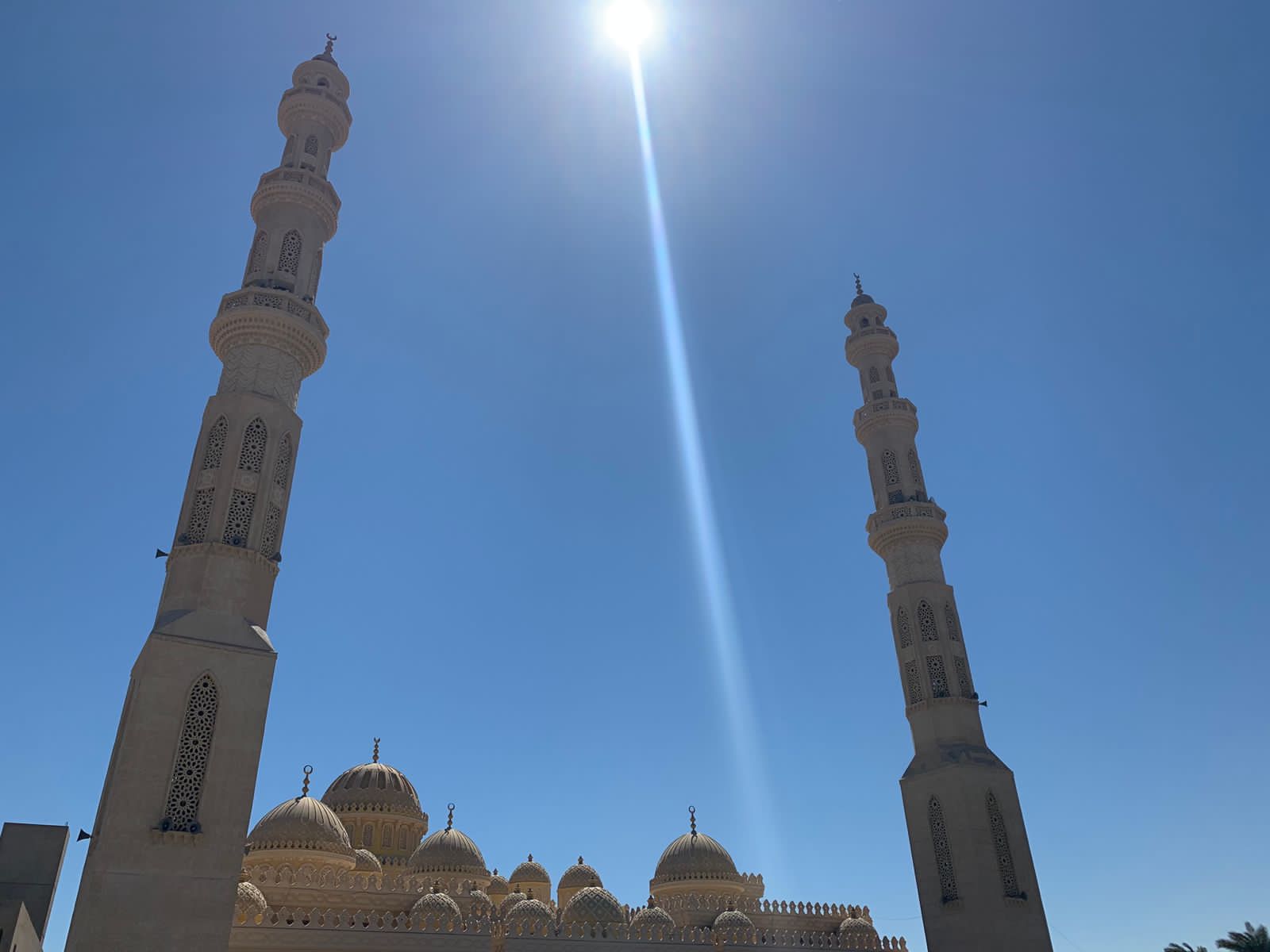 أجمل مساجد البحر الأحمر 