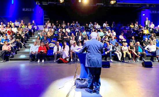 زاهي-حواس-يلقي-محاضرة-في-ألمانيا زاهي-حواس-يلقي-محاضرة-في-ألمانيا