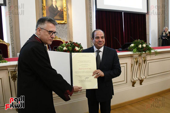 جامعة بلجراد تمنح الرئيس السيسى درجة الدكتوراه الفخرية (2)