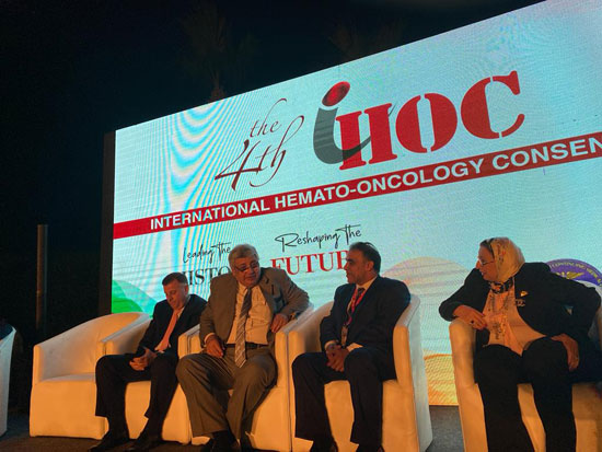 حلقة-نقاشية-عن-توطين-صناعة-الأدوية-فى-مصر-(3)