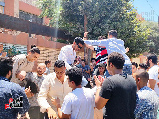 احتفالات-الطلاب-بالإسكندرية-(6)