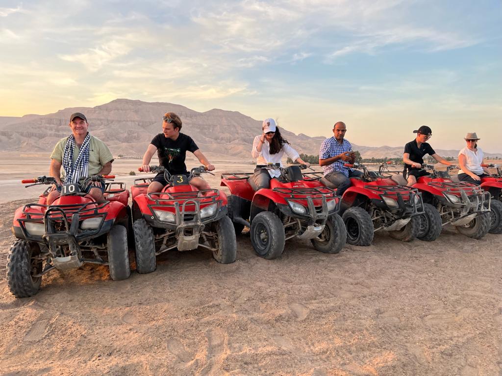 سفارى سياحى فى غرب الأقصر سفارى سياحى فى غرب الأقصر