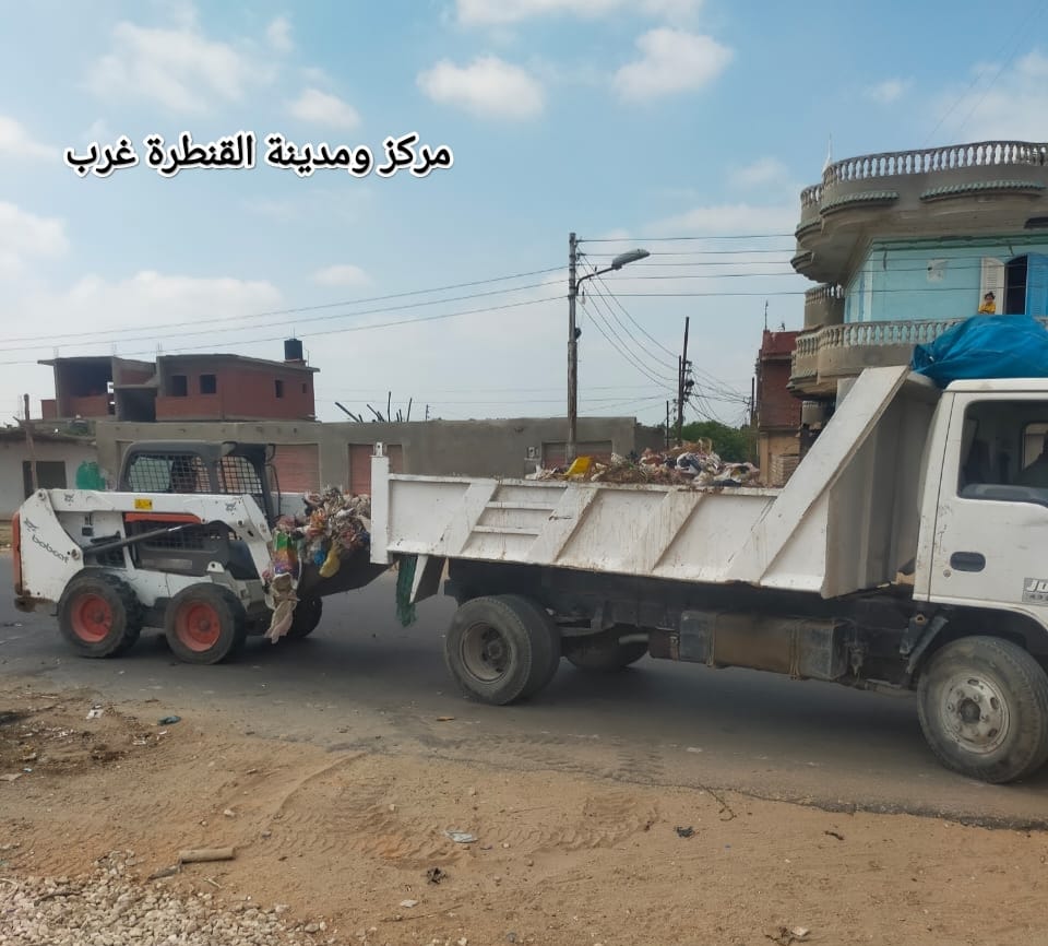  أعمال النظافة ورفع المخلفات الصلبة بالوحدات المحلية (11)