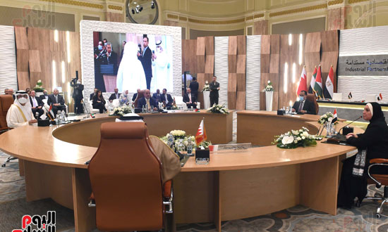  مراسم التوقيع على انضمام البحرين للشراكة الصناعية التكاملية (2)
