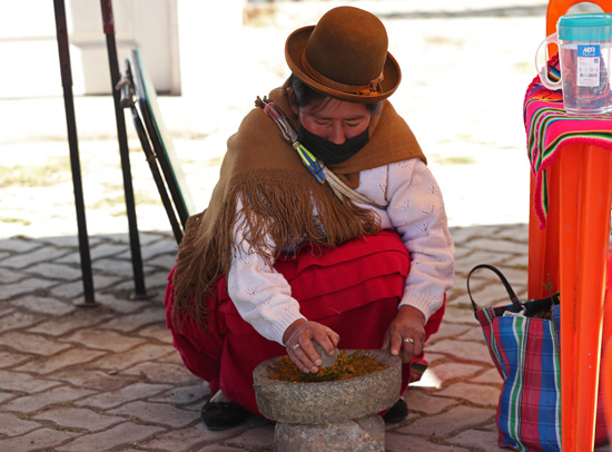 مهرجان الصلصة الحارة في إل ألتو ، بوليفيا (1)