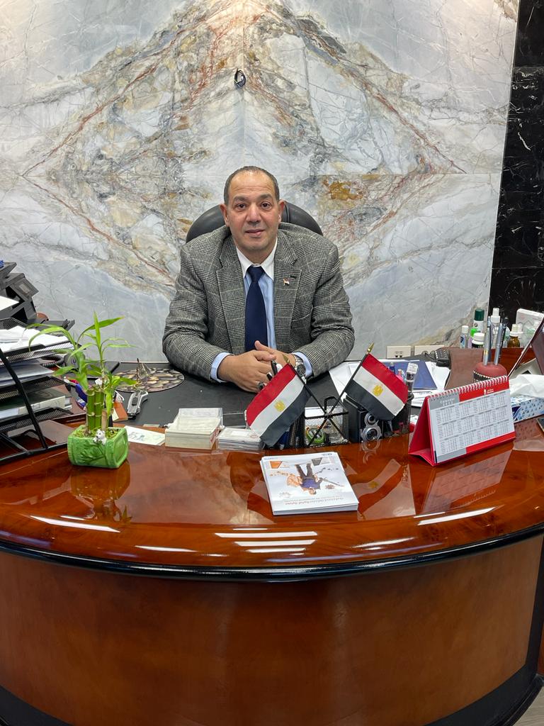 اللواء محمد دبور رئيس مجلس إدارة شركة وادي النيل بنتا للأدوية