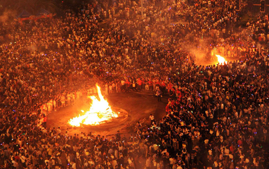 افتتاح مهرجان الشعلة فى الصين