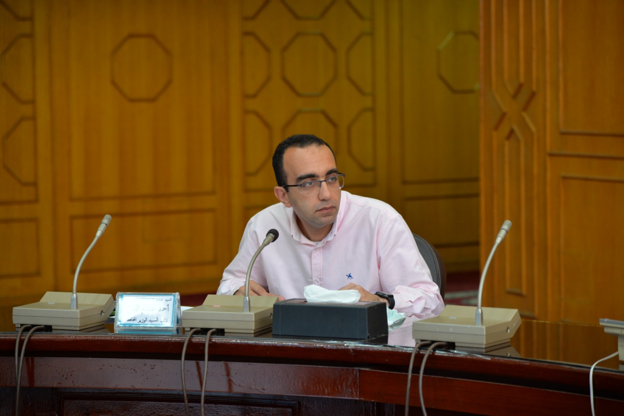 نائب محافظ الإسماعيلية يتابع مع أعضاء لجنة استرداد أراضي الدولة (2)