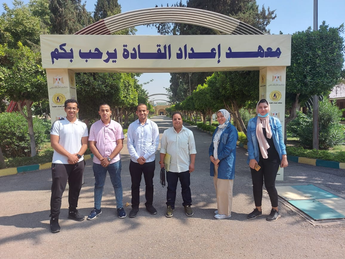 جامعة سوهاج تشارك فى الحوار الوطني لطلاب الجامعات المصرية بمعهد إعداد القادة  (3)