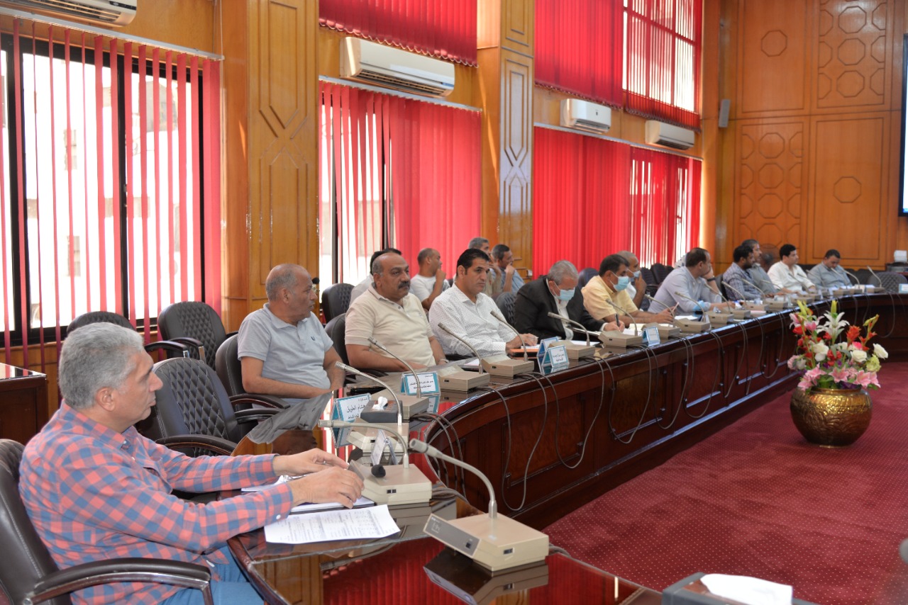 نائب محافظ الإسماعيلية يتابع مع أعضاء لجنة استرداد أراضي الدولة (6)