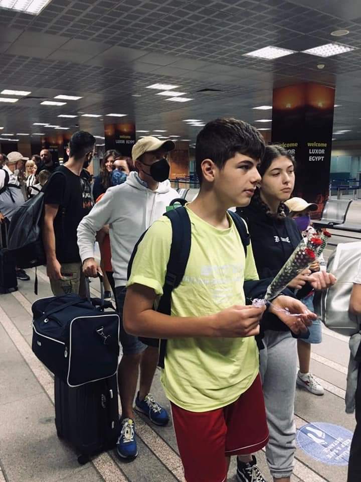 بعض السائحين