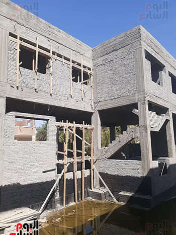 استمرار-العمل-في-إنشاء-لوحة-توزيع-كهرباء-النمسا-(1)