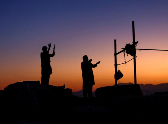 زوار بيت الله الحرام على جبل النور زوار بيت الله الحرام على جبل النور