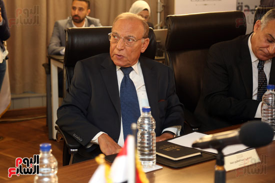 الحوار الوطنى (12)