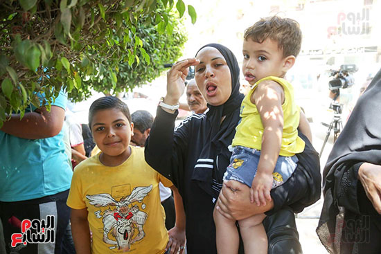 زغاريد بعد الحكم بإعدام قاتل الطالبة نيرة (8)