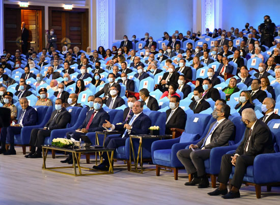 الرئيس السيسي يشهد إطلاق منصة مصر الرقمية (4)