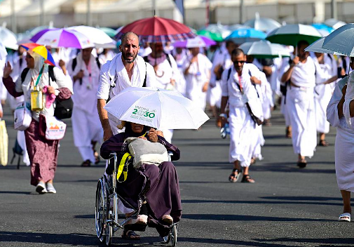 التوافد على مشعر لمنى لقضاء يوم التروية