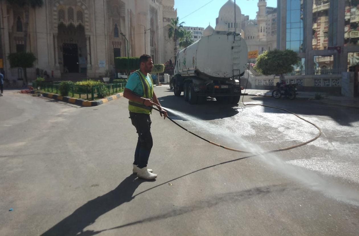 تنظيف الشوارع وتطهير المساجد بالإسككندرية (1)