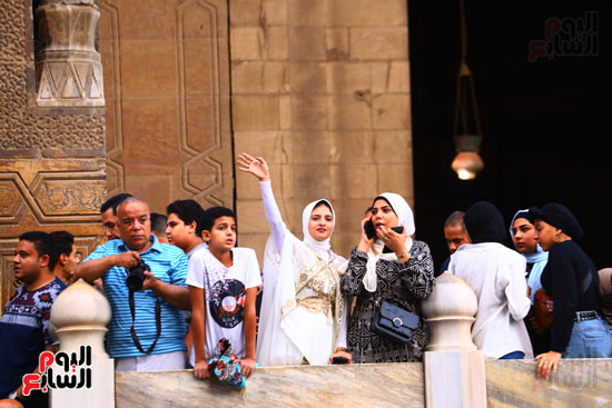 المصلين بمسجد السلطان حسن (7)