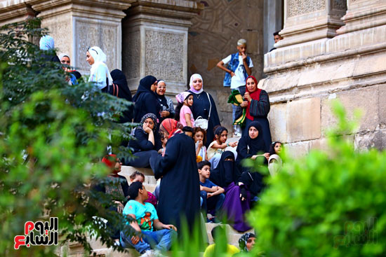 المصلين بمسجد السلطان حسن (6)