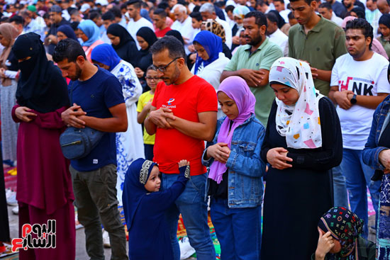  صلاة عيد الاضحى بمسجد مصطفى محمود (13)