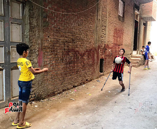 عمر-أيمن-يحترف-كرة-القدم-بمحافظة-الدقهلية