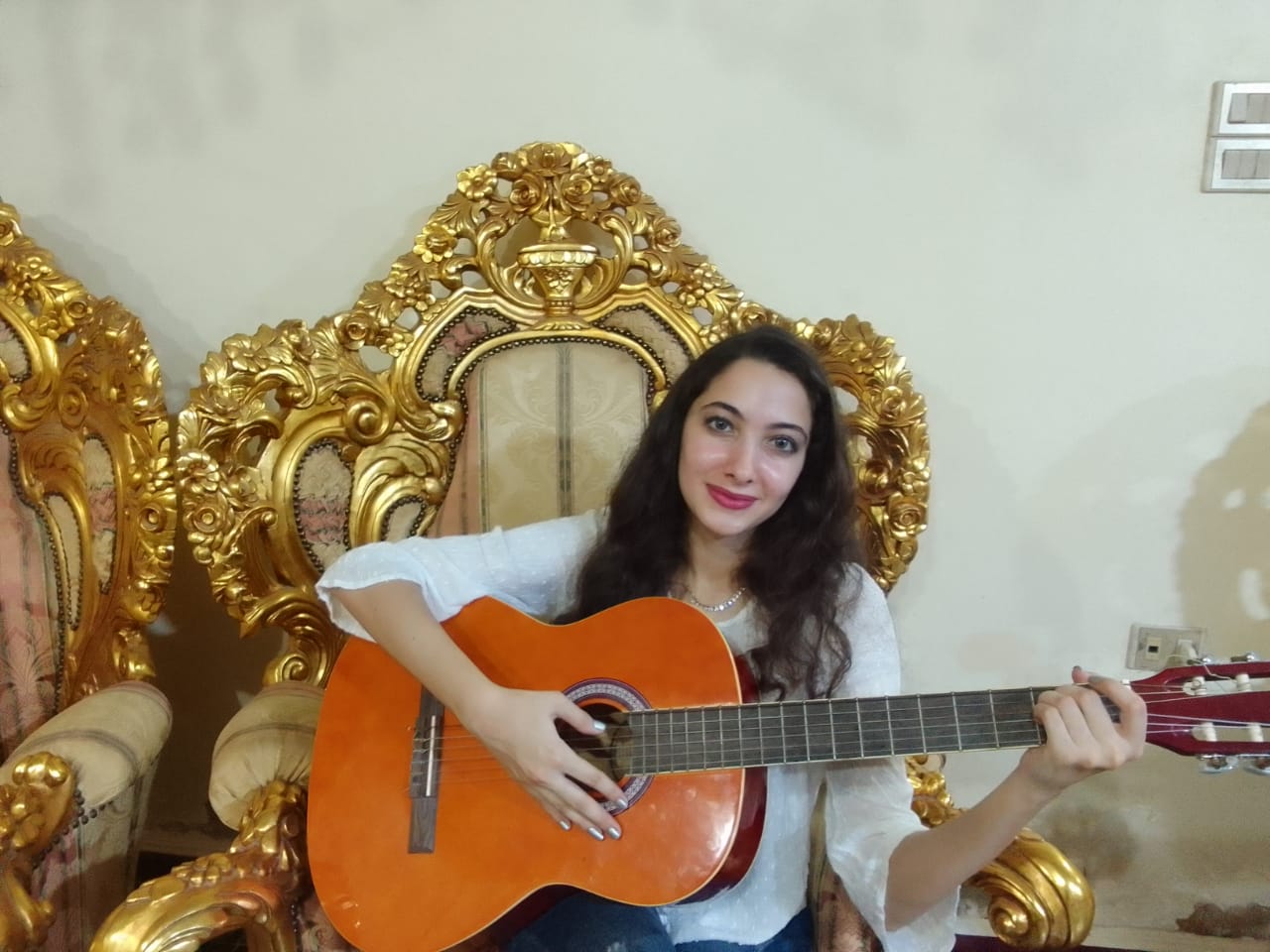 مريم موهبة الغناء الغربى في دمياط (2)