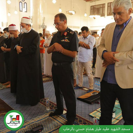 افتتاح مسجد الشهيد عقيد طيار هشام حسني بالرحاب (4)