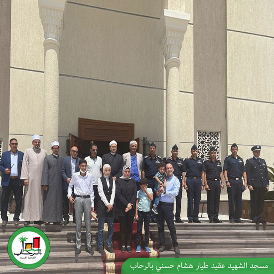 افتتاح مسجد الشهيد عقيد طيار هشام حسني بالرحاب (7)