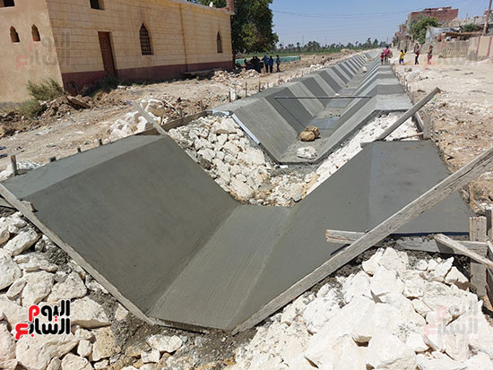 مشروعات-عملاقة-لتأهيل-المجاري-المائية-بالفيوم-(4)