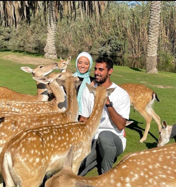 احمد ياسر ريان وزوجته (1)